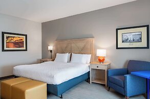 Hampton Inn & Suites Dodge City