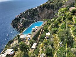 Monastero Santa Rosa Hotel & Spa