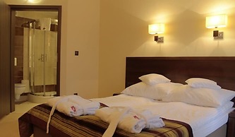 Hotel Krysztal Conference & Spa