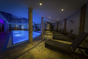 Hotel Krysztal Conference & Spa