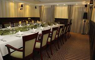 Hotel Krysztal Conference & Spa