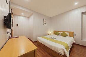 Hanoi Central Park Hotel