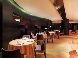 The QUBE Hotel Yangzhou