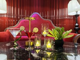 Golden Silk Boutique Hotel