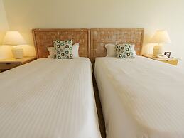 THE MOON BEACH MUSEUM RESORT