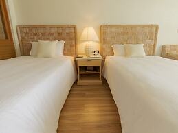 THE MOON BEACH MUSEUM RESORT