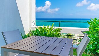 THE MOON BEACH MUSEUM RESORT