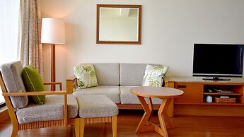 THE MOON BEACH MUSEUM RESORT