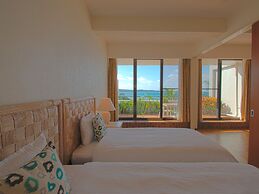 THE MOON BEACH MUSEUM RESORT