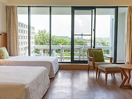 THE MOON BEACH MUSEUM RESORT