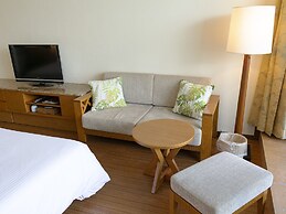 THE MOON BEACH MUSEUM RESORT