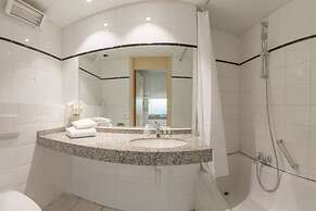 Arass Hotel & Business Flats