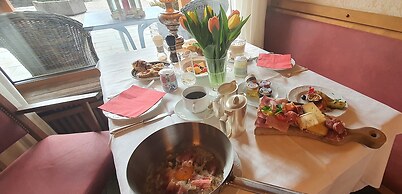 Villa Martha Vintage Hotel B&B