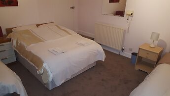 Sakura Edinburgh Guest House