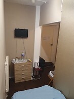 Sakura Edinburgh Guest House