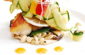 Ryukyu Sun Royal Hotel