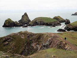Gallen-treath Guest House