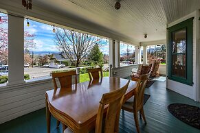 Abigail’s Bed & Breakfast Inn