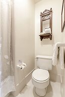 Abigail’s Bed & Breakfast Inn