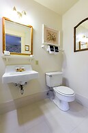 Abigail’s Bed & Breakfast Inn