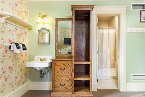 Abigail’s Bed & Breakfast Inn