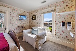 Abigail’s Bed & Breakfast Inn