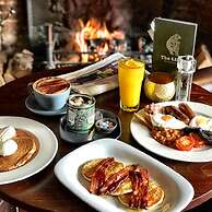 Bear and Ragged Staff