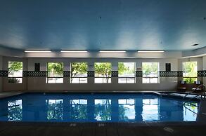 Wood River Inn & Suites