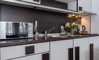 Grand Royale Apartment Complex & Spa