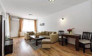 Grand Royale Apartment Complex & Spa