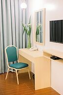 Allure Hotel & Suites