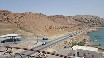 Al Ayjah Plaza Hotel