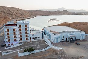 Al Ayjah Plaza Hotel