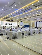 Al Ayjah Plaza Hotel