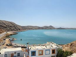 Al Ayjah Plaza Hotel