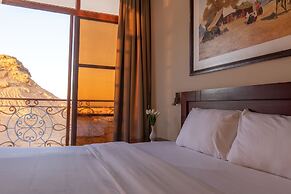 Al Ayjah Plaza Hotel