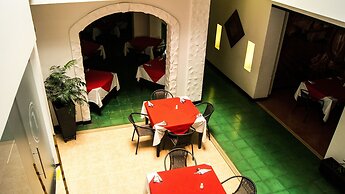 Hotel Puerta de San Antonio