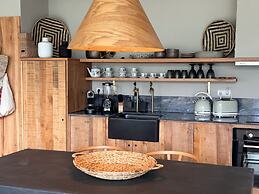 Carmo's Boutique Hotel