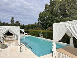 Carmo's Boutique Hotel