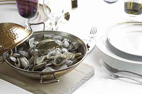 Carmo's Boutique Hotel