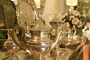 Carmo's Boutique Hotel