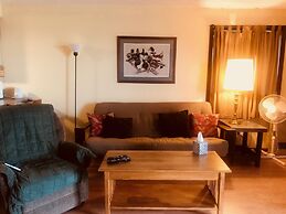 Driftwood Inn and Seaside Lodges