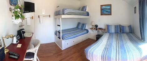 Driftwood Inn and Seaside Lodges