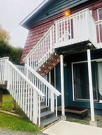 Driftwood Inn and Seaside Lodges