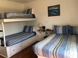 Driftwood Inn and Seaside Lodges