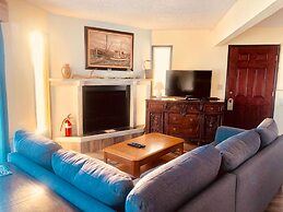 Driftwood Inn and Seaside Lodges