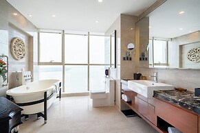 Crowne Plaza Zhenjiang by IHG