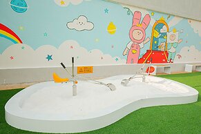 Crowne Plaza Zhenjiang by IHG