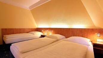 Hotel Astro