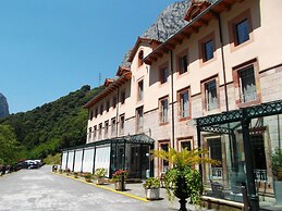 Hotel Balneario La Hermida